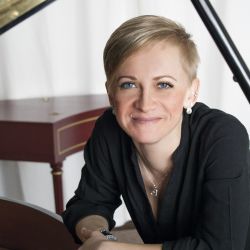 Mgr. art. Dana Gaálová