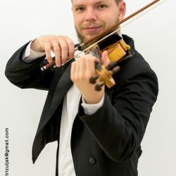 Mgr. art. Filip Šandala, Dis. art.